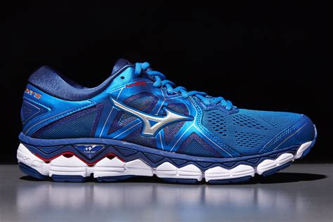 most comfortable men's running shoes